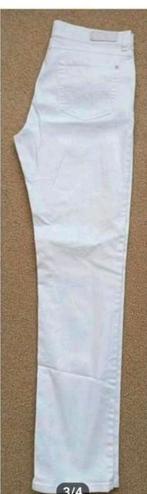 LTB Jeans Molly wit 30 32 ongedragen, Wit, Ophalen of Verzenden, Zo goed als nieuw, LTB