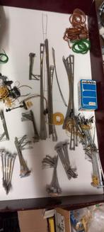 Te koop partij bovenleiding draad en masten +Lantaarns  ho, Verzenden, Gebruikt, Gelijkstroom of Wisselstroom, Overige merken