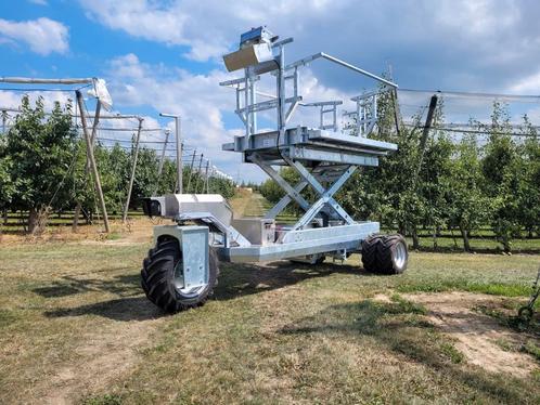 Frutec Elektrische snoei hoogwerker fruitteelt hoogwerker, Zakelijke goederen, Agrarisch | Tractoren, tot 2500, Overige merken