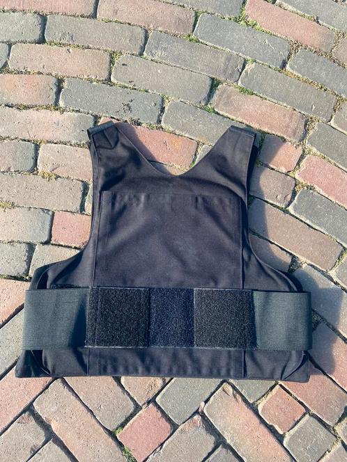 Steekwerend vest gemaakt van Kevlar (aramidevezel), Doe-het-zelf en Verbouw, Veiligheidskleding, Zo goed als nieuw, Ophalen