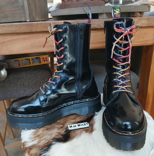 Dr. Martens Jadon Hi 40 - rainbow lak leer zwart - high, Kleding | Dames, Schoenen, Zo goed als nieuw, Hoge laarzen, Zwart, Ophalen of Verzenden