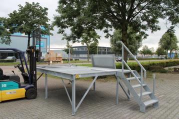 Laadplateau 2.500 mm x 4.380 mm x 1.150 mm beschikbaar voor biedingen