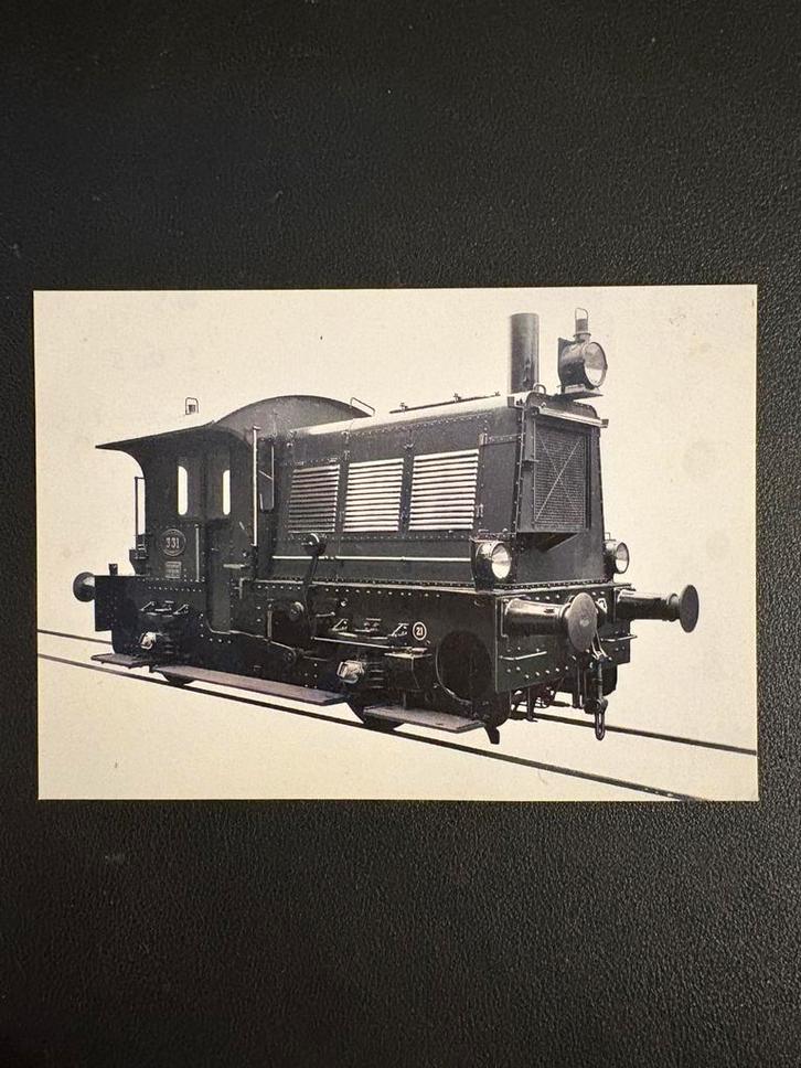 Foto diesellocomotief NS 331 te Werkspoor Amsterdam (1950), Verzamelen, Spoorwegen en Tramwegen, Zo goed als nieuw, Trein, Ophalen of Verzenden