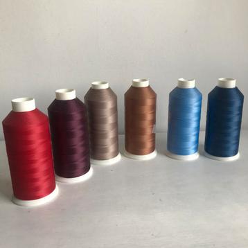 Naaigaren, extra sterk naaigaren beschikbaar voor biedingen