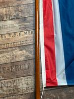 Handgemaakte vlaggenstok met vlag., Diversen, Vlaggen en Wimpels, Ophalen of Verzenden, Zo goed als nieuw