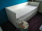 Hemnes bedbank, Huis en Inrichting, Ophalen, Eenpersoons, Wit, Zo goed als nieuw