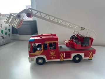 Playmobil Brandweer Ladderwagen beschikbaar voor biedingen