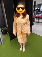 Mooi mantelpakje geel maat 42 Renzo, Renzo, Ophalen of Verzenden, Zo goed als nieuw