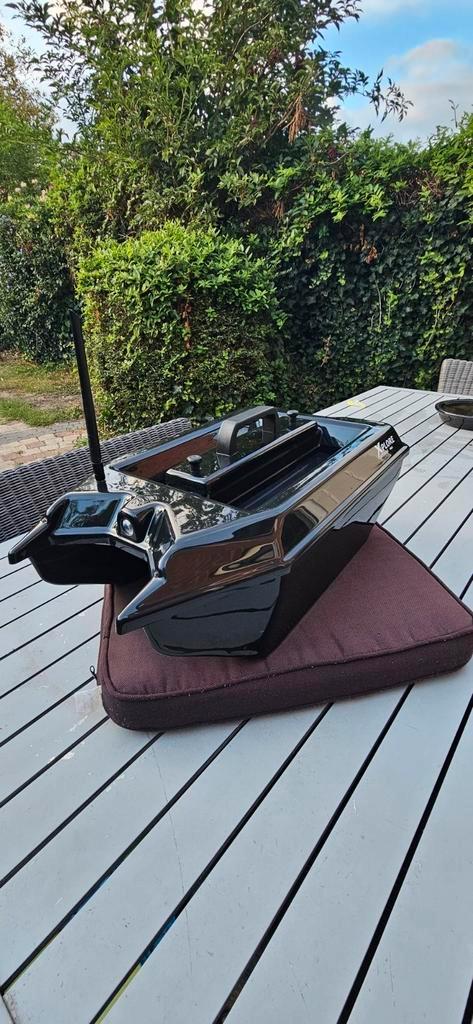 Xplore mk2 voerboot.met raymarine dragonfly 5 pro, Watersport en Boten, Hengelsport | Karpervissen, Zo goed als nieuw, Overige typen
