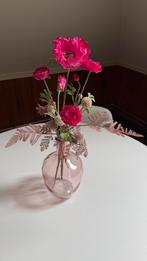 Roze vaas (klein) inclusief mooie kunstbloemen, Ophalen of Verzenden, Zo goed als nieuw, Binnen