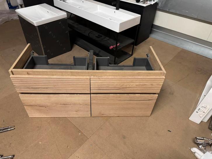 Nieuw Eiken badmeubel 4 lades geribbeld premium kast 120cm, Huis en Inrichting, Badkamer | Badkamermeubels, Nieuw, Wastafelkast