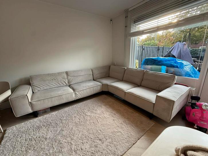 Mooie Hoekbank te Koop!, Huis en Inrichting, Banken | Bankstellen, Zo goed als nieuw, Hoekbank, Vierpersoons of meer, 250 tot 300 cm
