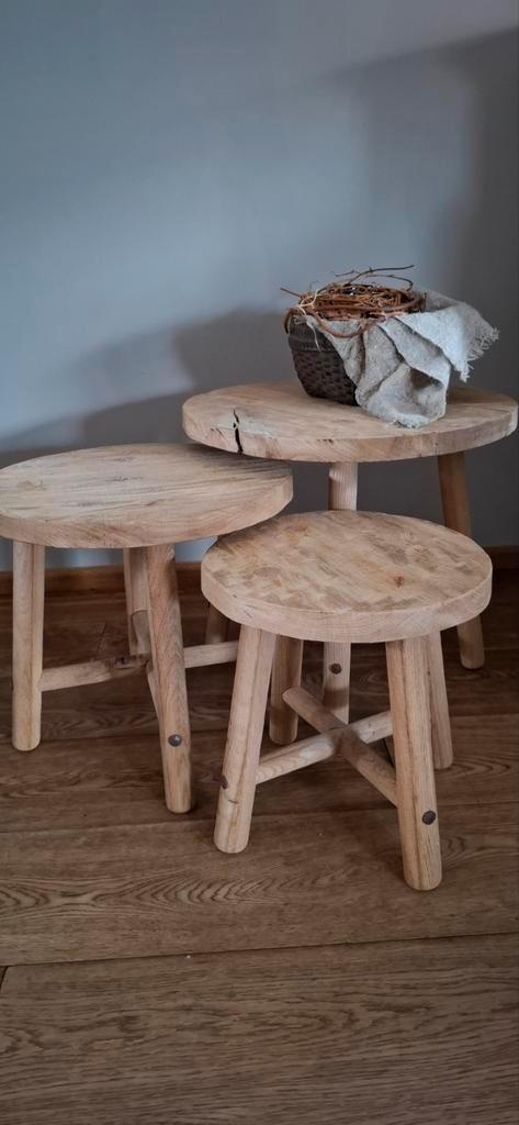 Houten tafeltjes, krukjes ect., Huis en Inrichting, Tafels | Bijzettafels, Nieuw, Rond, Minder dan 55 cm, Hout, Ophalen of Verzenden
