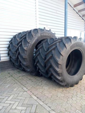 Aanbieding nieuwe set 540/65R28 met 650/65R38 beschikbaar voor biedingen