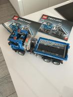 Lego Technic 8052 met beide boekjes incl motoren, Kinderen en Baby's, Speelgoed | Duplo en Lego, Ophalen, Zo goed als nieuw