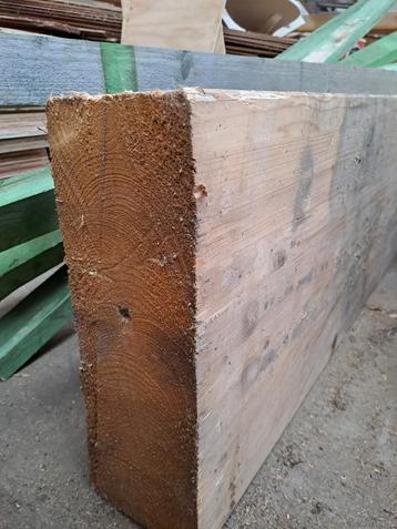 Draagbalk 400x140mm en 350cm lang  beschikbaar voor biedingen