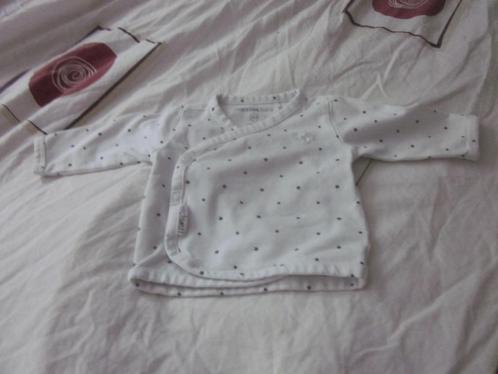 Prematuur wit overslag shirtje antracietgrijze sterretjes 44, Kinderen en Baby's, Babykleding | Prematuur, Zo goed als nieuw, Shirtje of Longsleeve