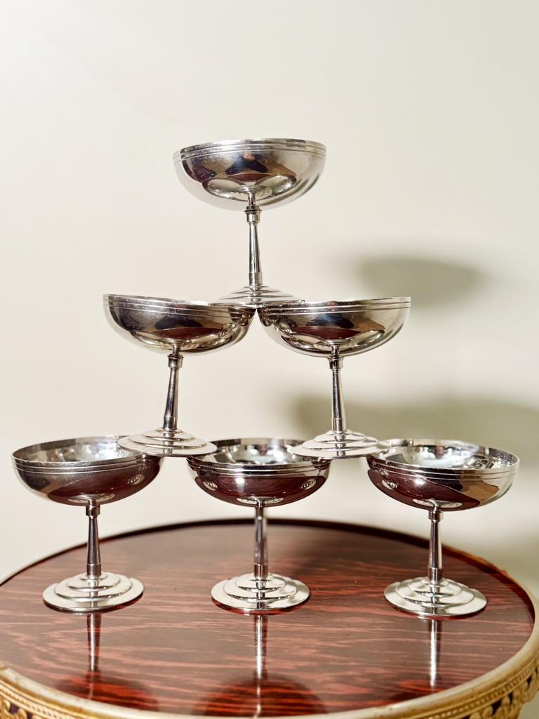 Vintage Franse RVS Inox coupes, Huis en Inrichting, Keuken | Servies, Ophalen of Verzenden, Overige materialen, Overige stijlen