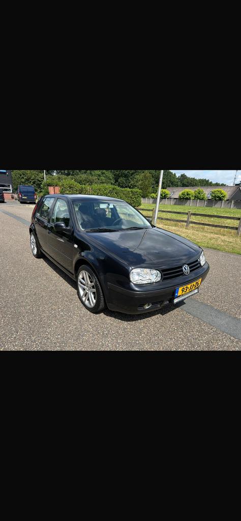 Volkswagen Golf 1.6 77KW 2002 Zwart, Auto's, Volkswagen, Particulier, Golf, Benzine, C, Hatchback, Handgeschakeld, Origineel Nederlands