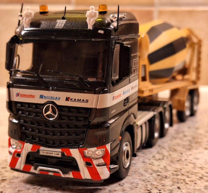 Mercedes Arocs trekker met betonmixer "Tii-Group", Hobby en Vrije tijd, Modelauto's | 1:50, Nieuw, Bus of Vrachtwagen, Tekno, Ophalen of Verzenden