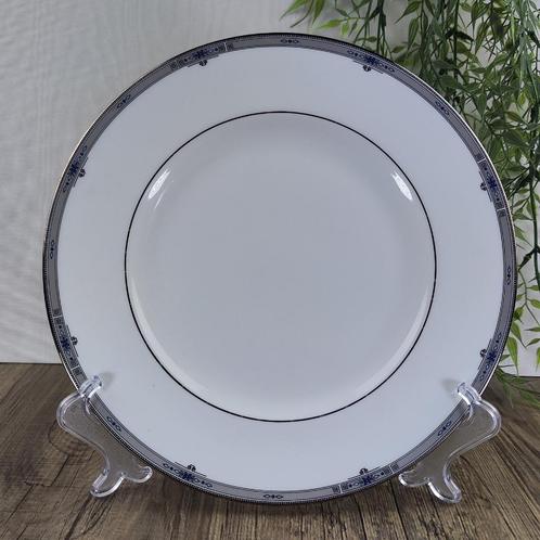 Wedgwood Amherst Dinerbord, Antiek en Kunst, Antiek | Servies los, Ophalen of Verzenden