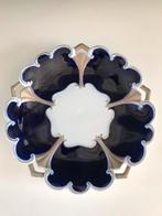 Prachtig JL Menau groot porselein bord blauw, Antiek en Kunst, Antiek | Porselein, Ophalen of Verzenden