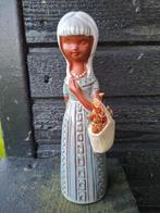 BLOEMENMEISJE, Verzamelen, Beelden en Beeldjes, Ophalen of Verzenden, Zo goed als nieuw, Dier