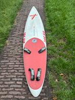Tiga 284 SLR volume 110 L no nose, Watersport en Boten, Windsurfen, Ophalen, Gebruikt, 250 tot 300 cm, Plank