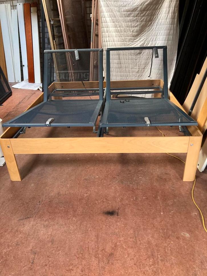 Te koop senioren Auping Auronde 180x200  beuken electrisch, Huis en Inrichting, Slaapkamer | Bedden, Zo goed als nieuw, Ophalen of Verzenden