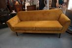 Woood Rocco 2 zits bank oker velvet, Driepersoons, 75 tot 100 cm, Zo goed als nieuw, Rechte bank
