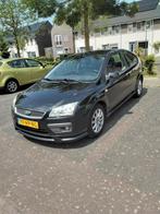 Ford Focus 2.0 -16v 107KW 3D 2005 Zwart TITANIUM, Auto's, Ford, 145 pk, 4 cilinders, 1207 kg, Zwart