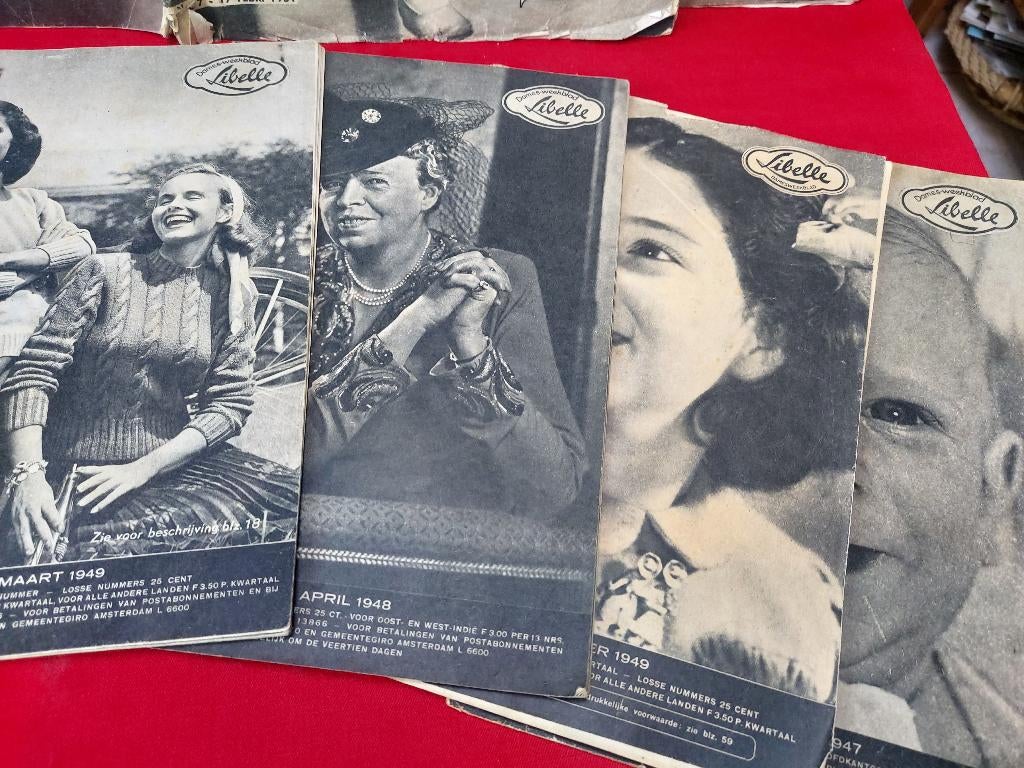 weekblad  Libelle Margriet eind jaren 1940, Boeken, Tijdschriften en Kranten, Ophalen of Verzenden, Gelezen, Damesbladen