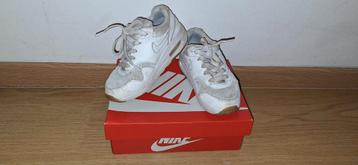 Nike air max 1 maat 28,5  beschikbaar voor biedingen