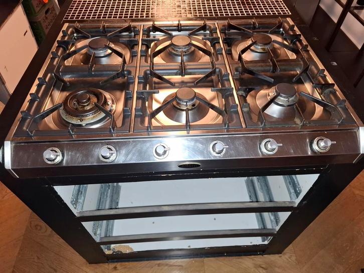 Boretti 6-pits gasfornuis - werkt prima!, Witgoed en Apparatuur, Fornuizen, Gebruikt, Vrijstaand, Gas, 5 kookzones of meer, 85 tot 90 cm