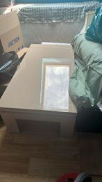 Salon tafel nieuw, Ophalen