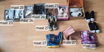 Diverse schoenen en laarzen beschikbaar voor biedingen