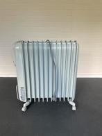 Verrijdbare radiator/kachel van DeLonghi, Doe-het-zelf en Verbouw, Verwarming en Radiatoren, Hoog rendement (Hr), 800 watt of meer