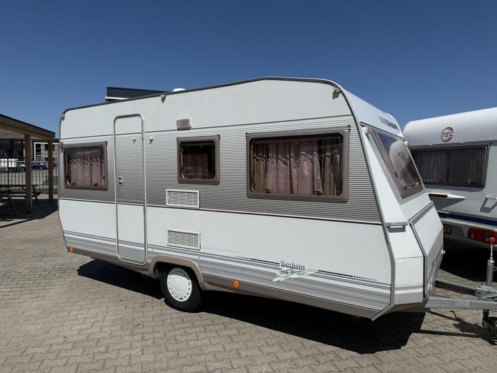 Dethleffs Beduin 460 T bouwjaar 1995 met voortent, Caravans en Kamperen, Caravans, Bedrijf, tot en met 4, 750 - 1000 kg, Standaardzit