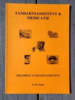 Tandartsassistent & medicatie J. de Jonge, Ophalen of Verzenden, Zo goed als nieuw, Overige niveaus