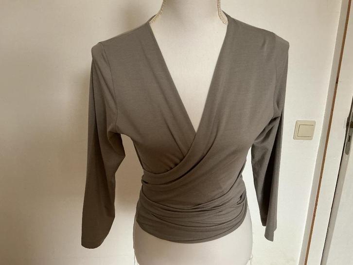 No mans land wikkelvest L taupe, Kleding | Dames, Truien en Vesten, Zo goed als nieuw, Maat 42/44 (L), Bruin, Ophalen of Verzenden