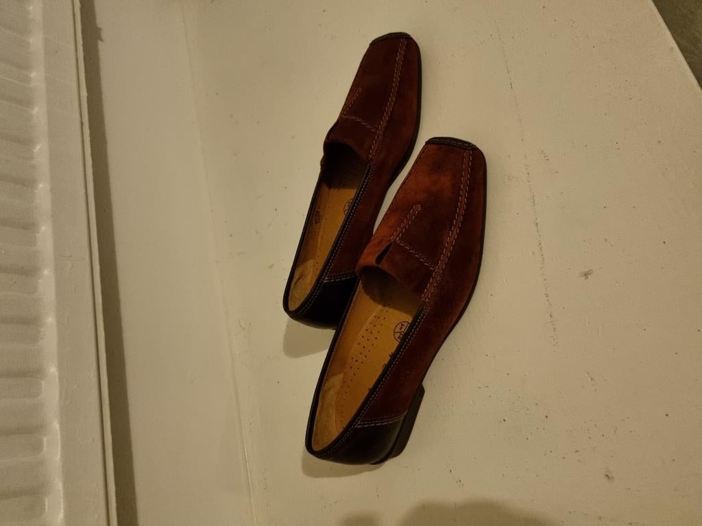 Schoen Gabor €17.50, Ophalen