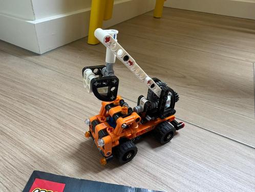 LEGO Technic Hoogwerker - 42088, Kinderen en Baby's, Speelgoed | Duplo en Lego, Zo goed als nieuw, Ophalen of Verzenden