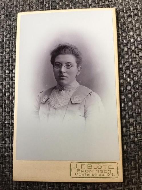 CDV, Vrouw met bril, J.F. Blöte, Groningen, Carte de Visite, Verzamelen, Foto's en Prenten, Gebruikt, Foto, Voor 1940, Ophalen of Verzenden