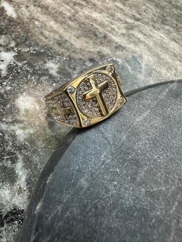 14K Gouden Ring met Kruis Design beschikbaar voor biedingen