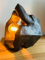 On Fire! Tafellamp van Verbrand Hout en Epoxy, Huis en Inrichting, Robuust design, Nieuw, Ophalen of Verzenden, Minder dan 50 cm
