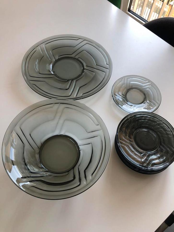 Artdeco Persglas, Huis en Inrichting, Keuken | Servies, Gebruikt, Schaal of Schalen, Overige stijlen, Glas, Verzenden