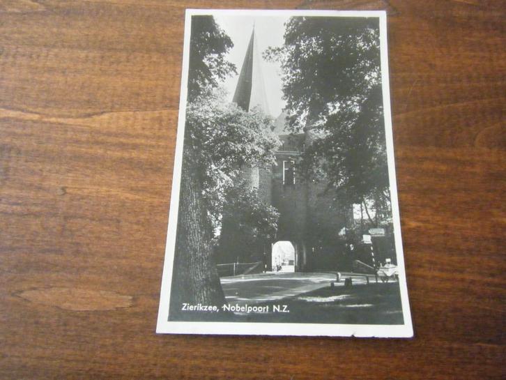 U27 - Zierikzee - Nobelpoort - Mooi/Oud, Verzamelen, Ansichtkaarten | Nederland, Verzenden