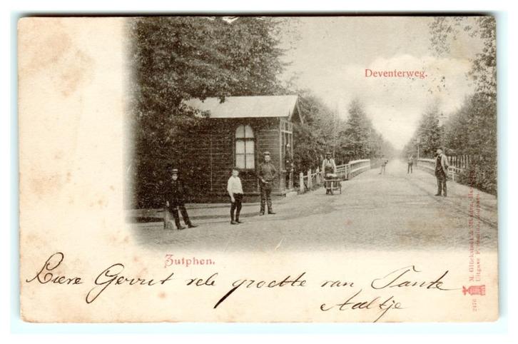Zutphen, Deventerweg. Lees beschrijving, Verzamelen, Ansichtkaarten | Nederland, Gelopen, Gelderland, Voor 1920, Verzenden