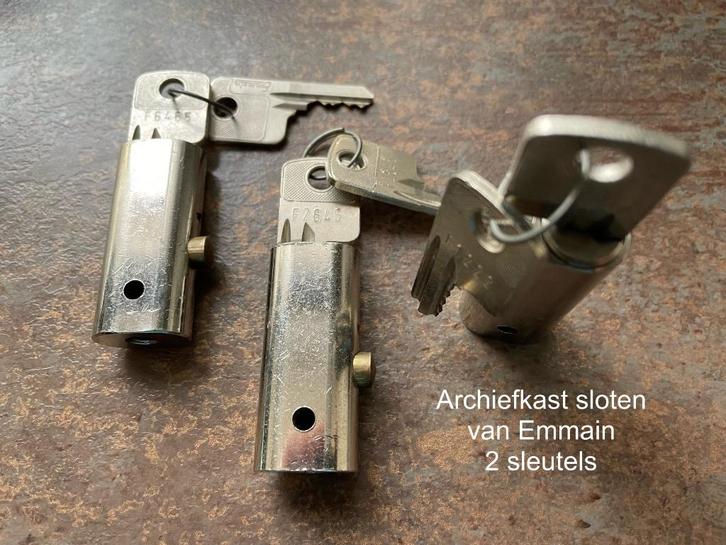 postkast espagnolet postkluis, archiefkast brievenbus sloten, Doe-het-zelf en Verbouw, Overige Doe-het-zelf en Verbouw, Zo goed als nieuw