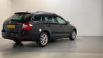 Skoda Octavia Combi 1.0 TSI Greentech Business Edition Navig, Gebruikt, Met garantie (alle), Traction-control, Zwart
